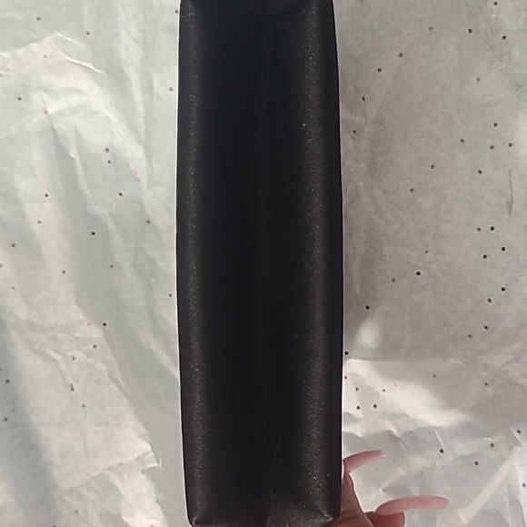 NWOT skims neoprene waterproof mini cosmetic bag - Picture 2 of 4